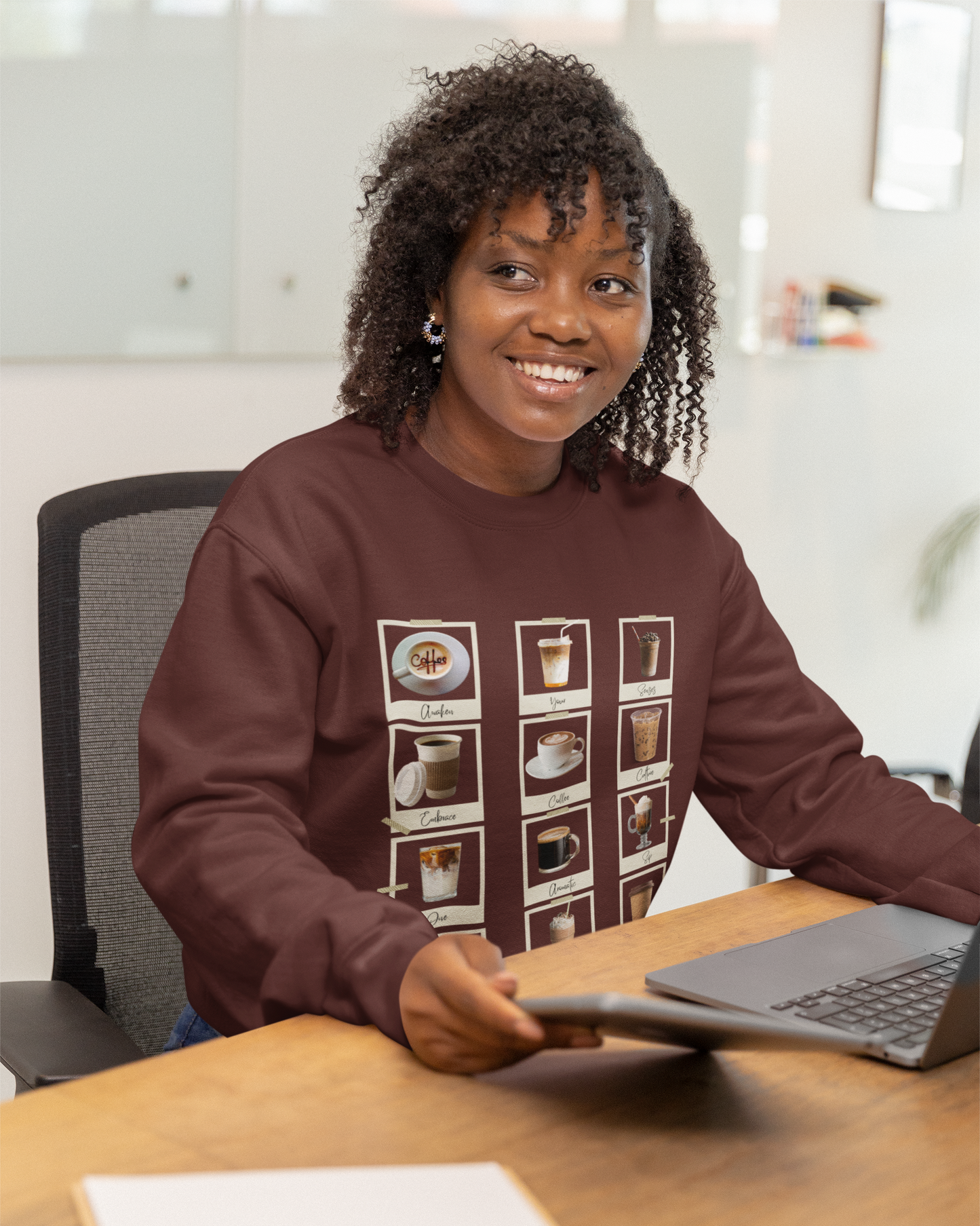 ☕ Coffee Lover Sweatshirt – Cozy. Caffeinated. Essential.